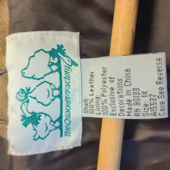 The Quacker Factory Women's Size 1X 100% Leather Western Horse Themed Shirt - Picture 6 of 15